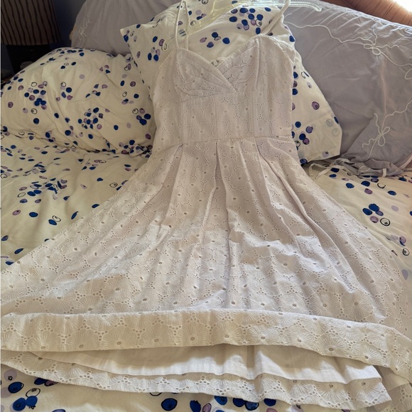 Lilly Pulitzer Dresses & Skirts - LILLY PULITZER White Eyelet Dress